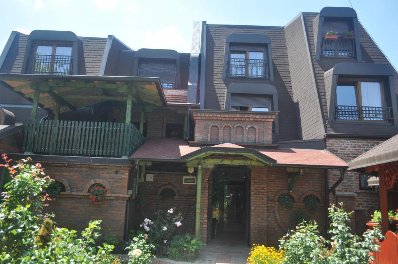 Каштел Pancevo Hotel Exterior foto