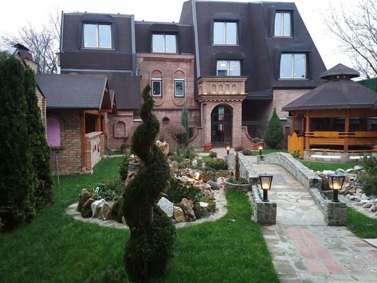 Каштел Pancevo Hotel Exterior foto